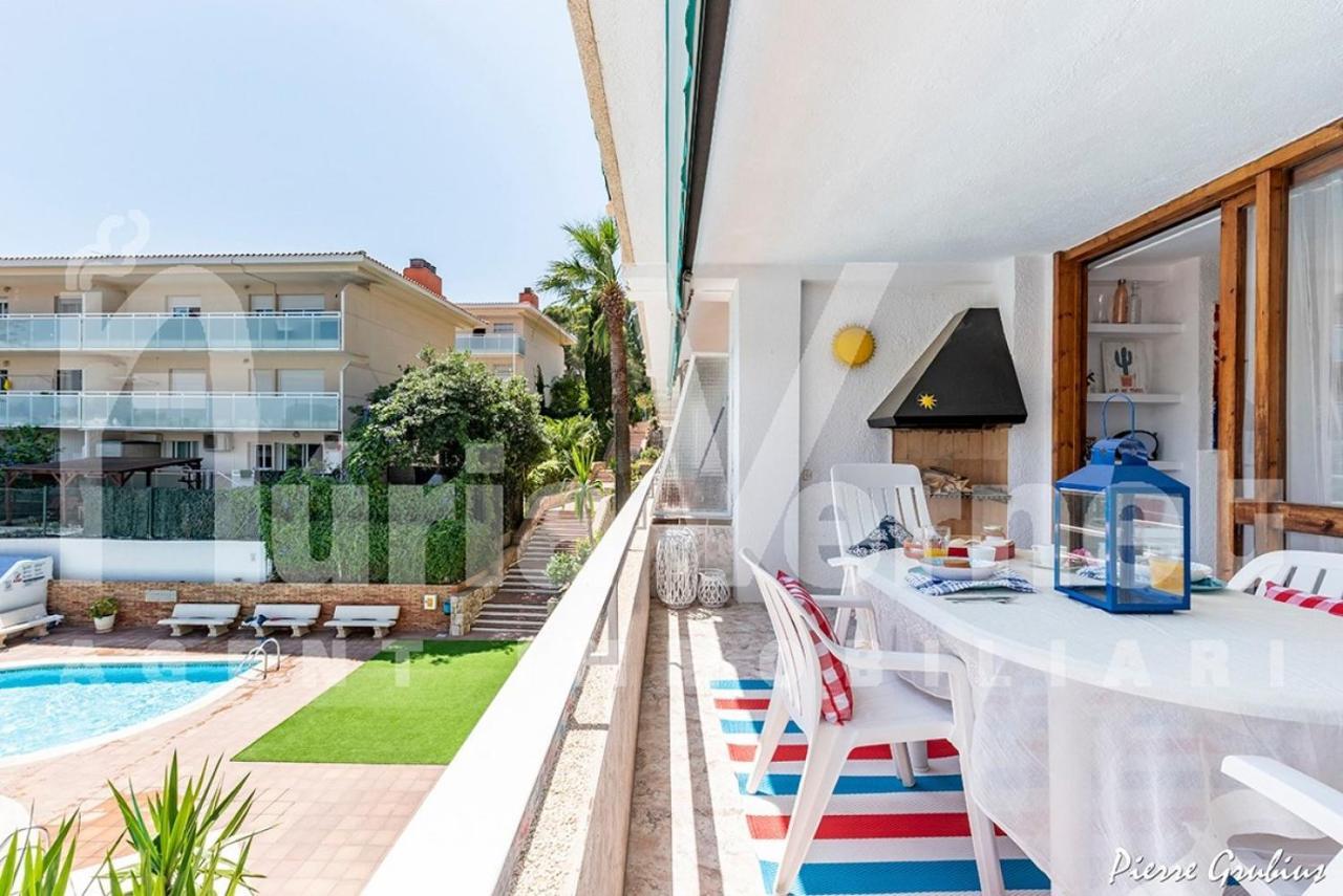 Bbq - Pool - Costa Apartments ซาลอว์ ภายนอก รูปภาพ